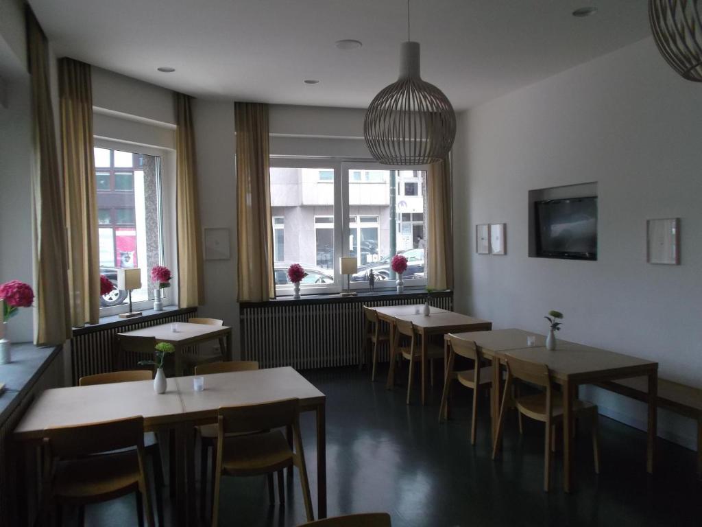 Art Hotel Ufer Дюссельдорф Екстер'єр фото